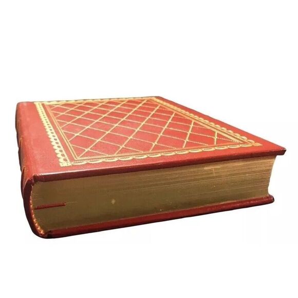VNT Easton Press Gold Edge Leather Hardback The Tales of Guy de Maupassant 24k - Picture 1 of 11